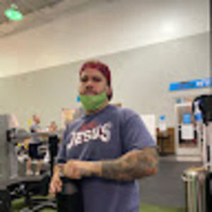 Meet your Posher, Derek